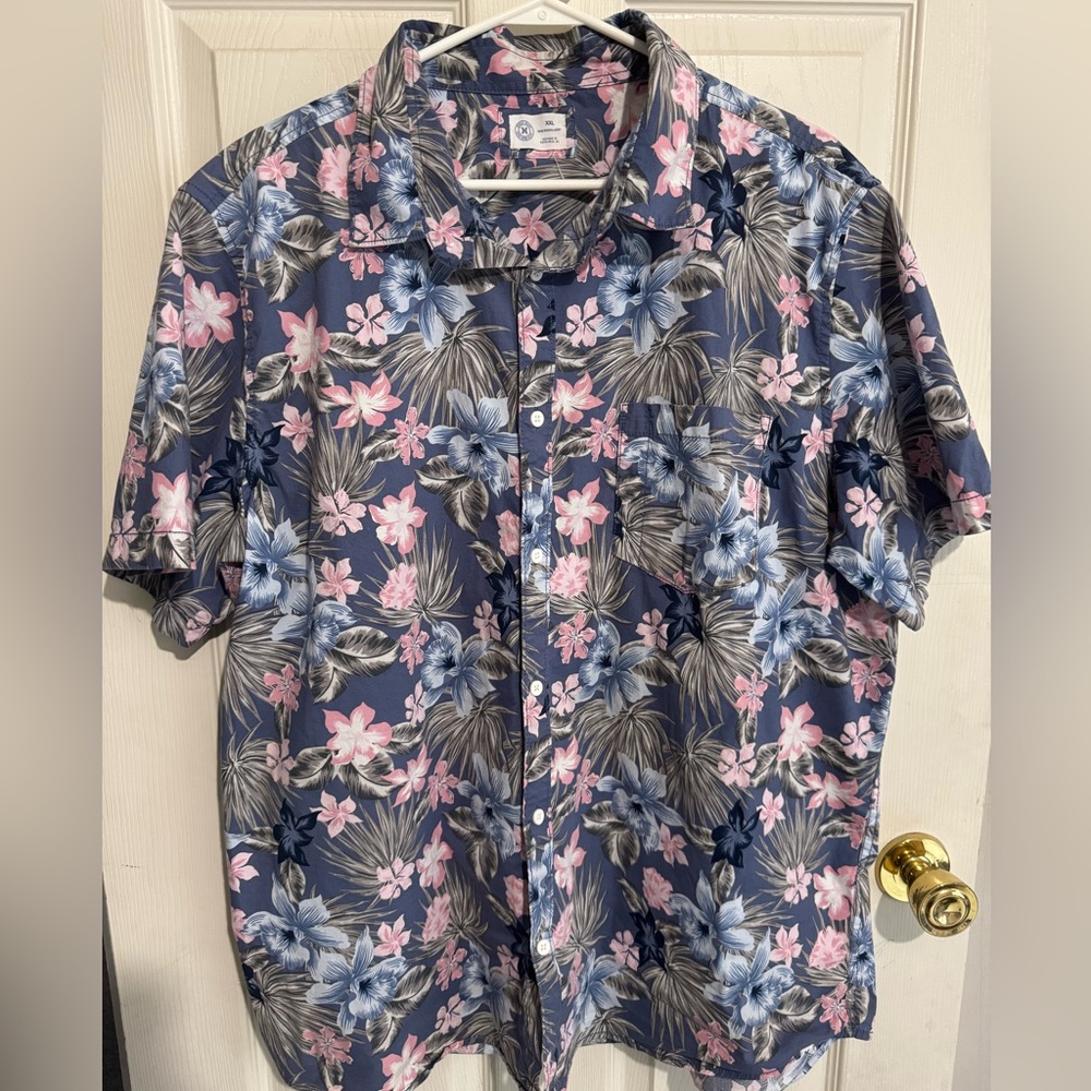Hurley Hawaiian Print‎ Stretch Fit Button Down Shirt